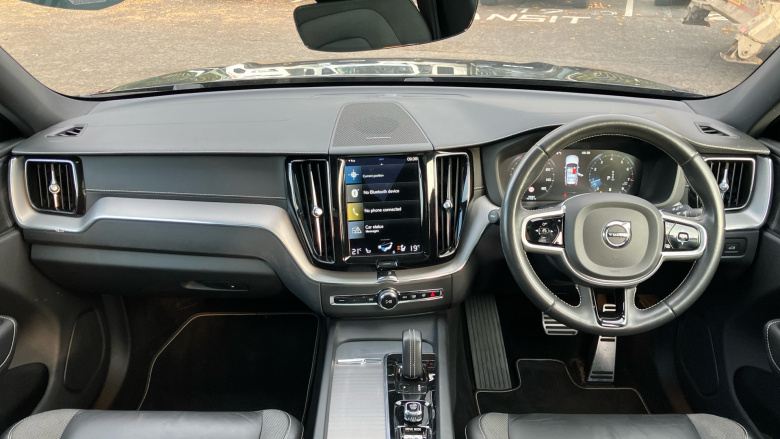 Volvo Xc60 2.0 B5P [250] R DESIGN Pro 5dr AWD Geartronic Petrol Estate